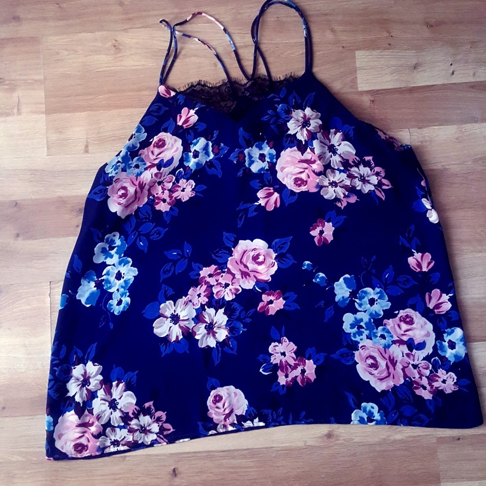 Floral Sleeveless Blouse